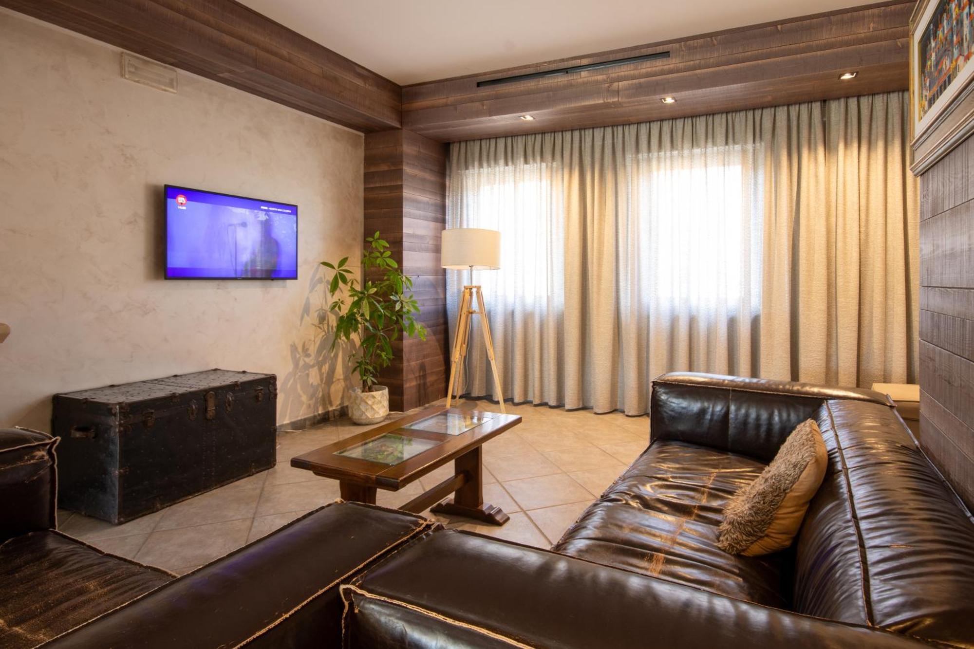 Hotel Don Luis Castel Di Sangro Eksteriør billede