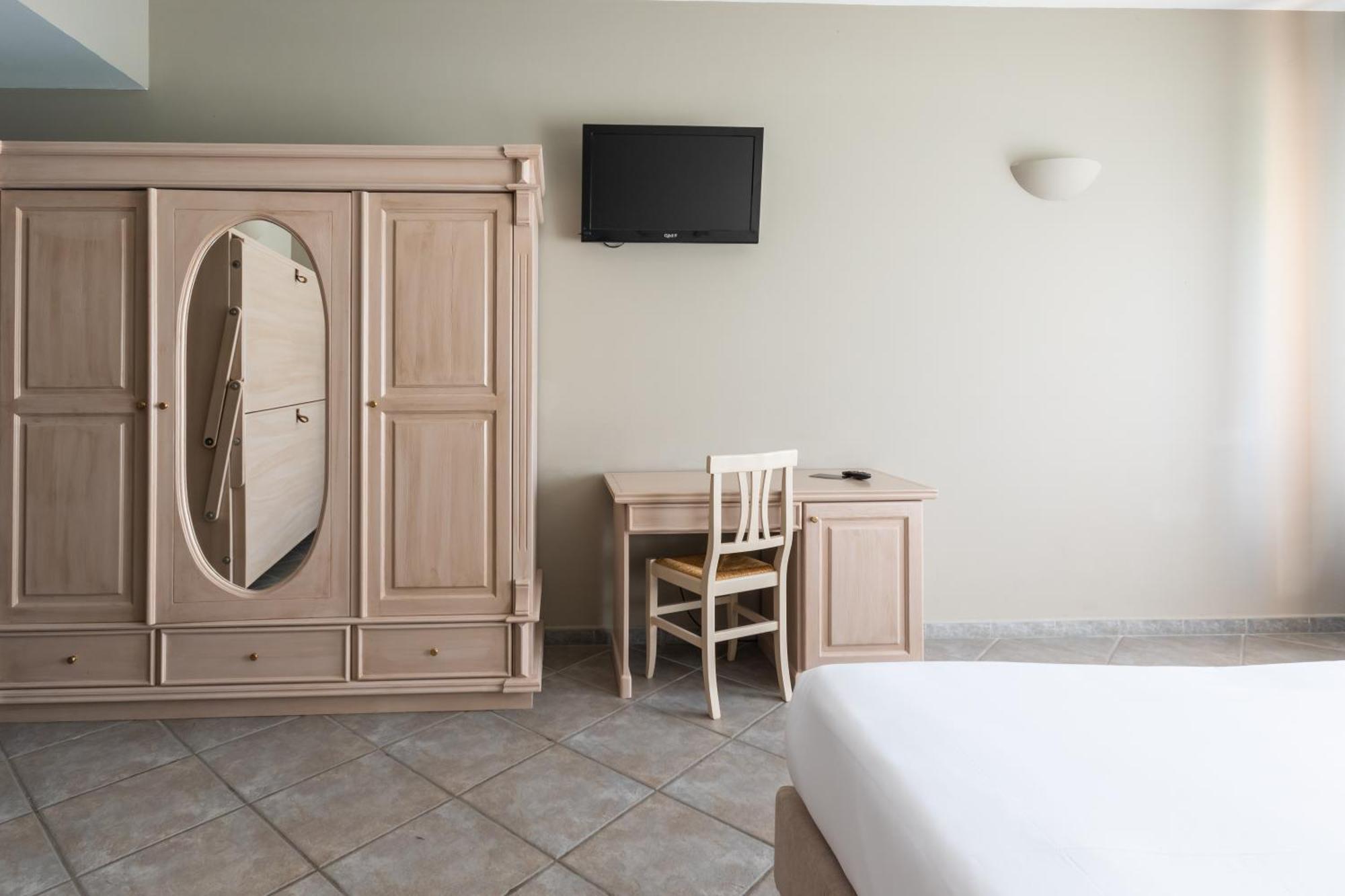 Hotel Don Luis Castel Di Sangro Eksteriør billede