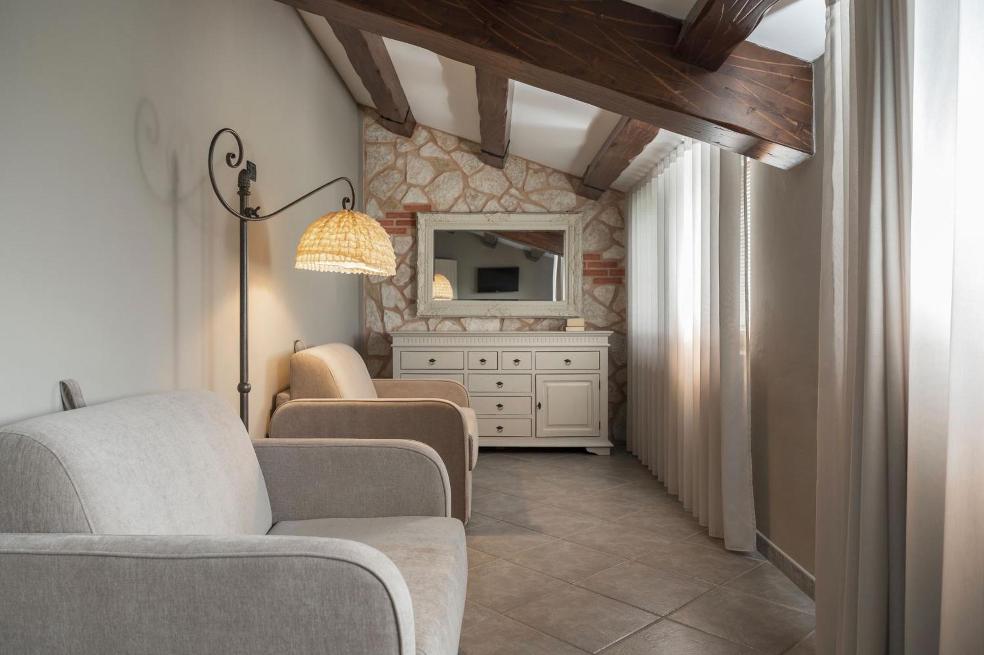 Hotel Don Luis Castel Di Sangro Eksteriør billede