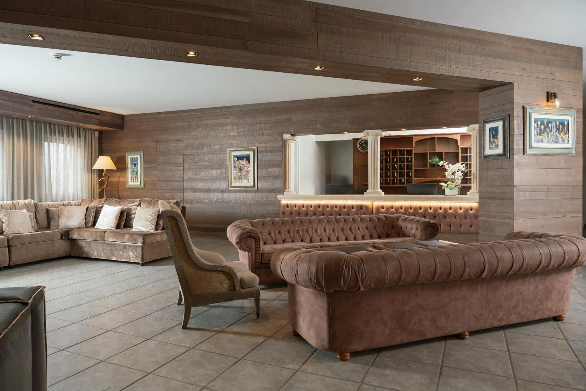 Hotel Don Luis Castel Di Sangro Eksteriør billede
